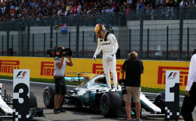 Hamilton entra en la historia tras batir el récord de poles de Schumacher