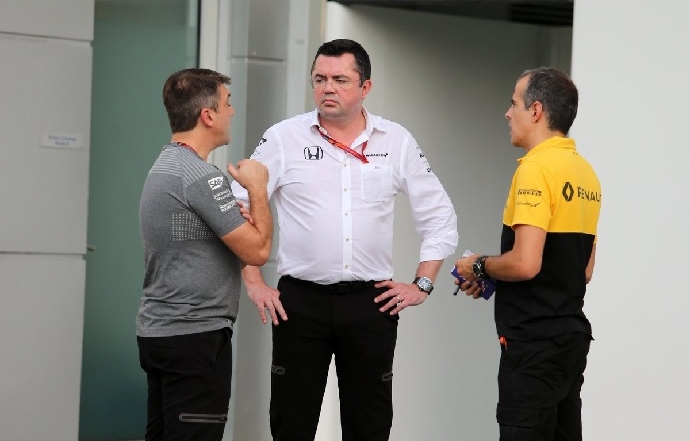 Boullier reunido con Renault