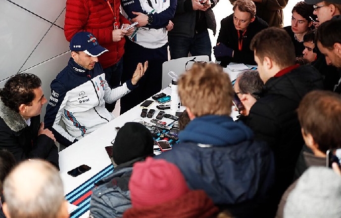 Kubica en rueda de prensa