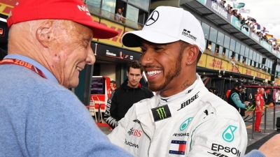 Lewis Hamilton, en proceso de una costosa renovación