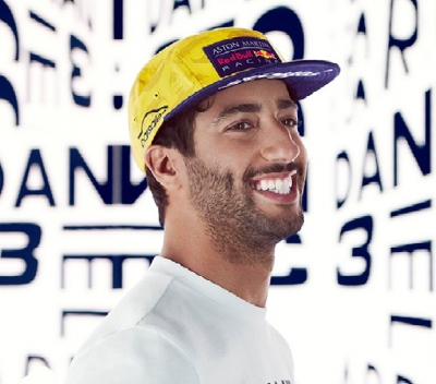 Ricciardo: "Tener coches tan anchos no facilita los adelantamientos