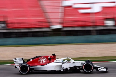 Viernes en China-Sauber: Brotes verdes con vistas a Q2