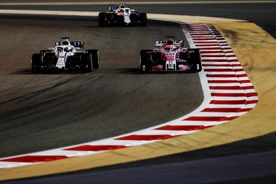 Williams completa la carrera pero no levanta cabeza