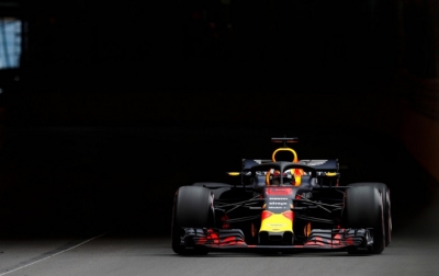 GP Mónaco 2018-FP1: Red Bull golpea primero ,Alonso con problemas