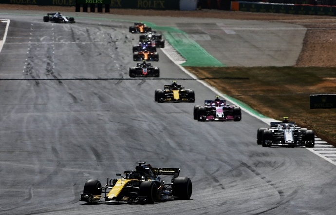 Domingo en Gran Bretaña-Renault: Una de cal y otra de arena para los de Enstone