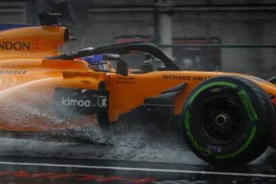 Sábado en Hungría-McLaren: Ni con lluvia la situación mejora