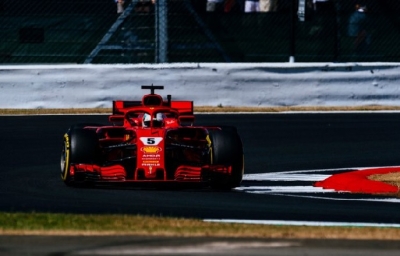 Viernes en Gran Bretaña-Ferrari: Vettel pasa a los Mercedes