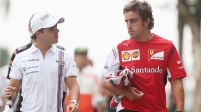 Massa afirma que Alonso está a la par de Schumacher, pero que "divide equipos"