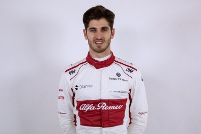 Antonio Giovinazzi formará dupla con Raikkonen en 2019