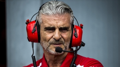 Arrivabene atiza a Mercedes: "Tenemos pilotos, no mayordomos"