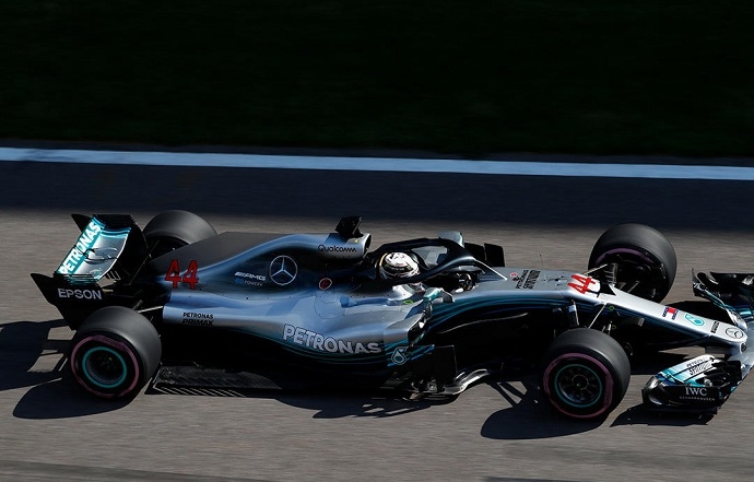 Domingo en Rusia - Mercedes: Hamilton pone en jaque el mundial