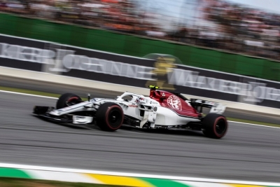 Domingo en Brasil-Sauber: Cara y cruz para los pilotos de Hinwil