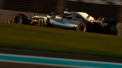 Domingo en Abu Dabi - Mercedes: Lewis se reafirma; Bottas, se diluye