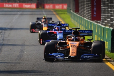 Carlos Sainz, confiado con el MCL34: "Hemos visto áreas prometedoras de rendimiento"