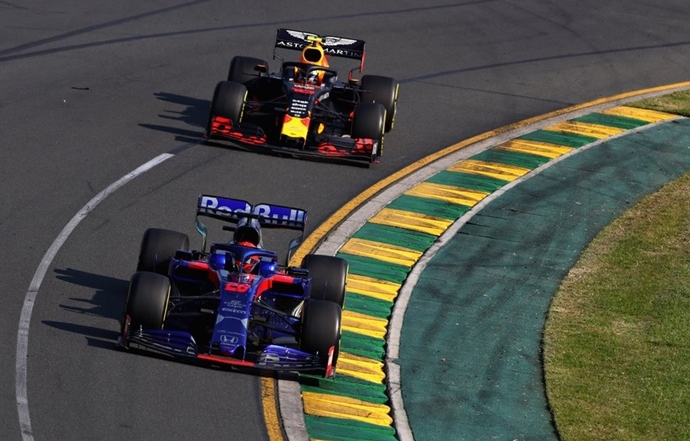 Domingo en Australia - Toro Rosso: Kvyat suma en su vuelta a la F1