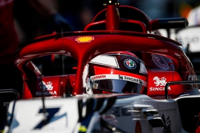 Sábado en Australia - Alfa Romeo: Kimi tira de experiencia en su nueva aventura