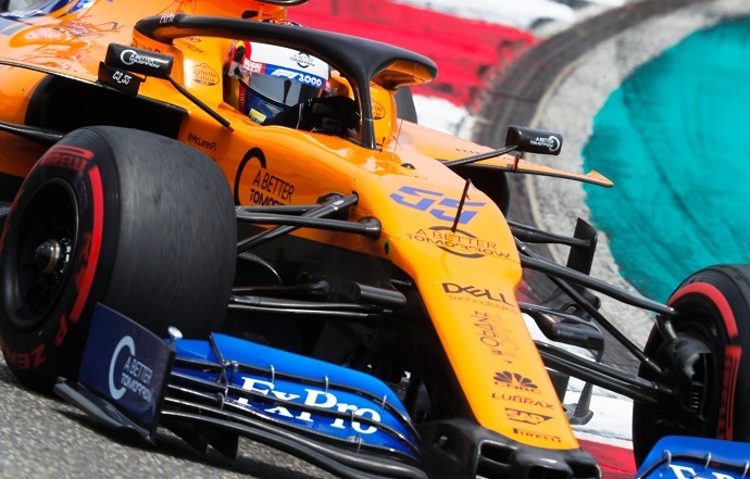 Domingo-en-China-McLaren-tropieza-con-los-incidentes