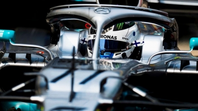 Libres en China: Bottas y Vettel ponen la salsa con McLaren 'Top 10'