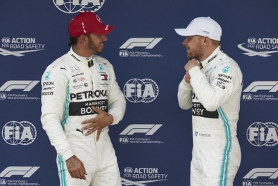 Sábado en China - Mercedes: Primera fila y tan contentos