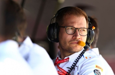 Andreas Seidl dice que en McLaren tienen que asumir riesgos