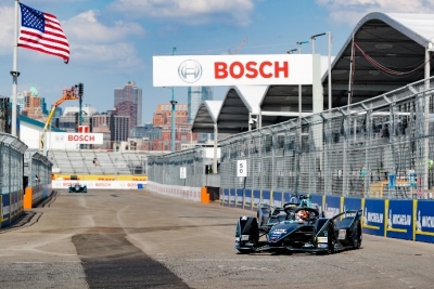 De punta a punta: las calles de New York son de Buemi