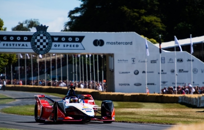 Heidfeld encabeza el eRécord de vehículos con ruedas descubiertas en Goodwood