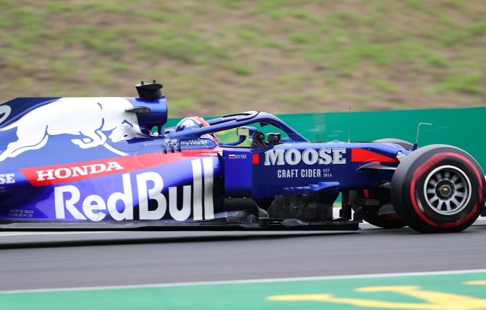 Viernes en Hungría – Toro Rosso: Albon se estrella en unos libres marcados por la lluvia