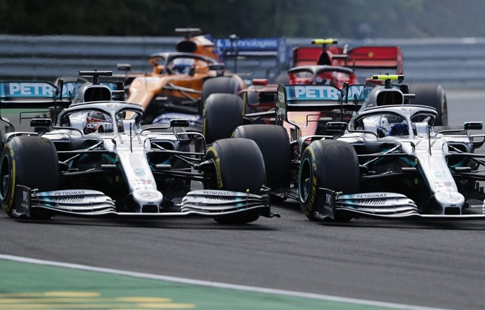 Bottas pensará de mejor forma sus batallas con Hamilton: "Queremos maximizar los puntos y no queremos comprometer las opciones"