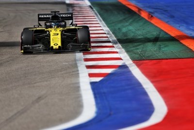 Sábado en Rusia- Renault: Top ten para ambos