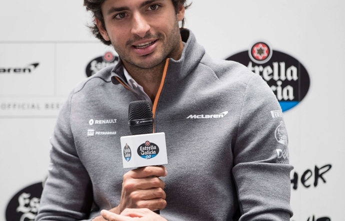 Sainz sobre McLaren: "El equipo comienza a estar donde tiene que estar"