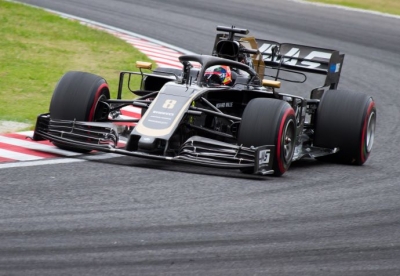 Viernes en Japón – Haas con Grosjean a media tabla en el inicio de un fin de semana diferente