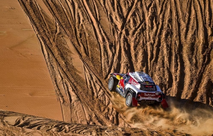 Dakar 2020 Etapa 11: Peterhansel y Al-Attiyah no tiran la toalla