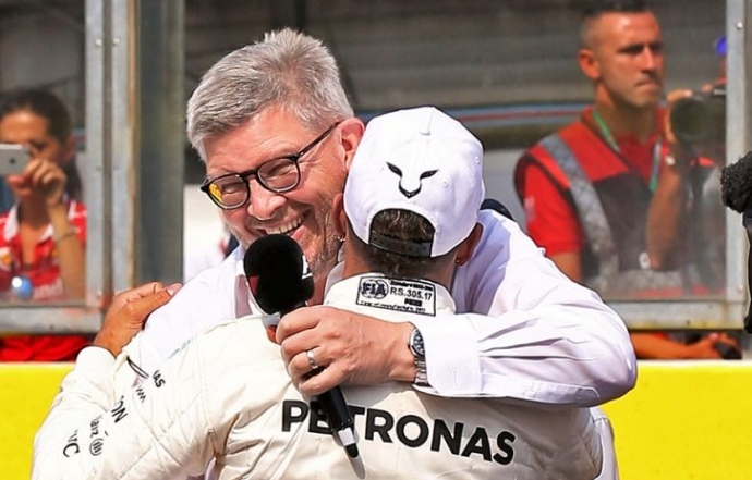 Brawn confía en que Mercedes no abandone la F1