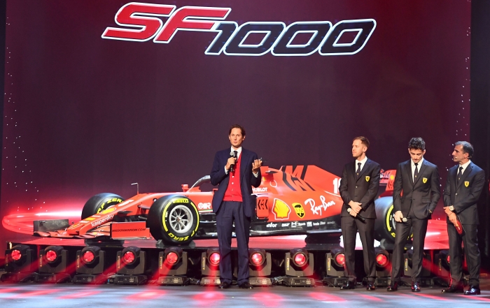 Ferrari presentó la SF1000 en Reggio Emilia, su contendiente para luchar por el título este año