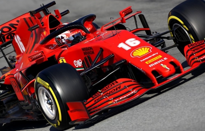 Leclerc y Vettel piden confiar en la FIA