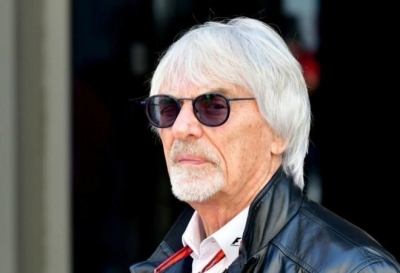 Ecclestone asegura que se tardó demasiado en suspender el GP de Australia