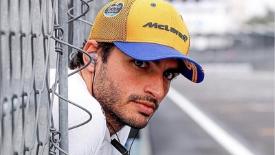 Carlos Sainz explica cómo fue su fichaje por Ferrari