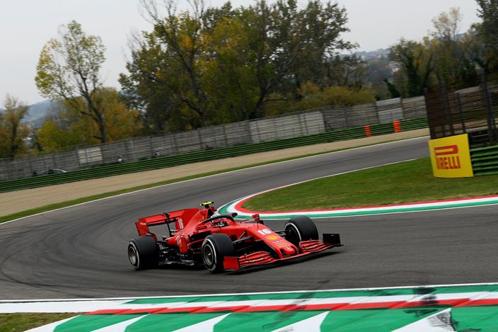 Domingo en Emilia Romaña - Ferrari puntúa con Leclerc y falla con Vettel