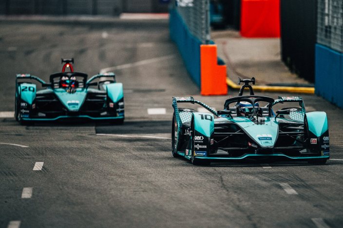 #NYCEPrix race 2- Jaguar asegura la primera línea