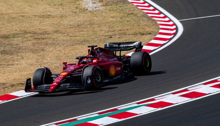 Leclerc acaba en lo mas alto en los libres 2 con un Norris sorprendente y un Sainz cerca de la cabeza