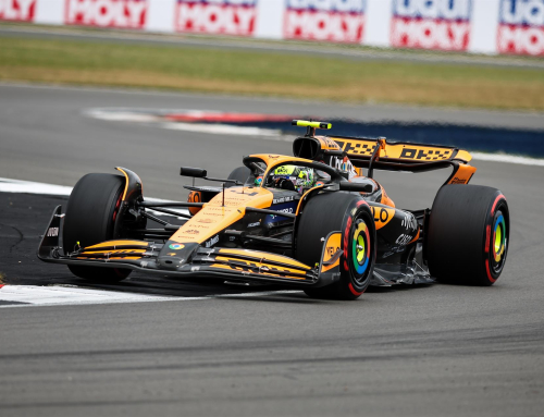 Norris lidera el doblete de McLaren en el primer día en Silverstone