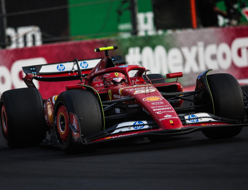 El piloto español Carlos Sainz vuela con la pole en México